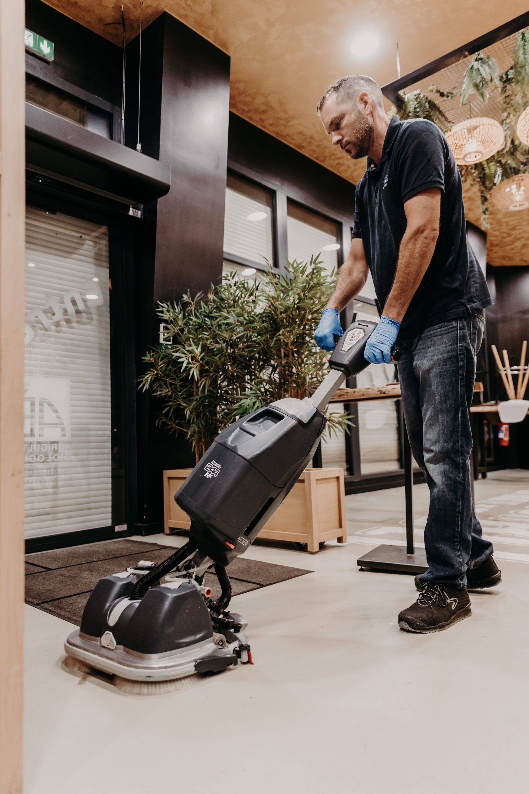 prestations-nettoyage-locaux-nantes Nettoyage à Nantes par Aubert Deffein